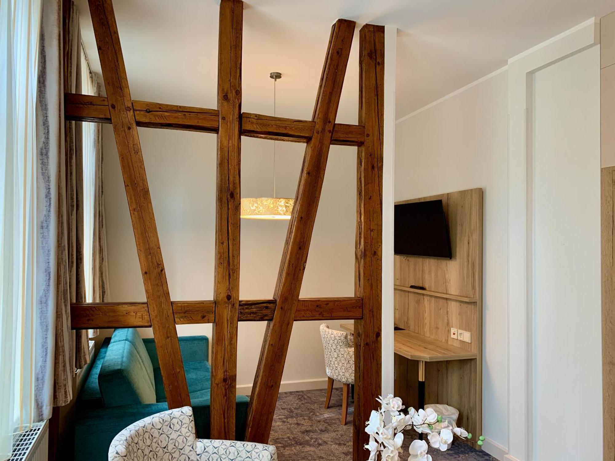 Frieden 4*